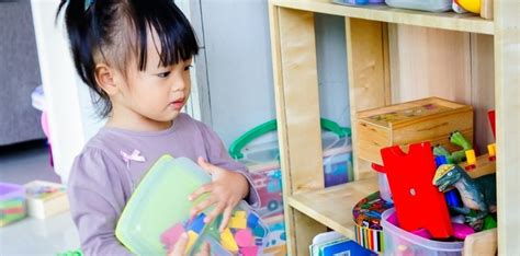 mga laruan ng bata|Paglalaro Ng Bata Mas Nagiging Creative Kapag Konti Lang Ang .